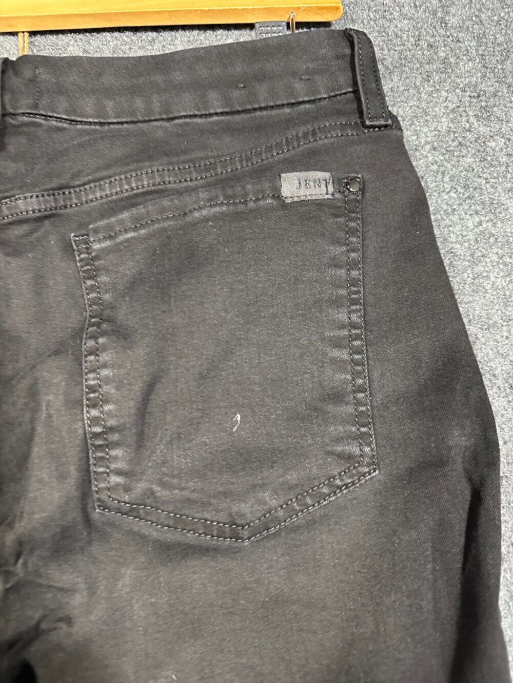 Jen7 by 7 For All Mankind Jeans Womens 12 Black Stretch Petite Ankle Skinny - Picture 9 of 9